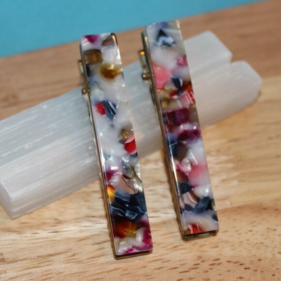 Vintage Plastic & Metal Duck Bill Hair Clips Set of 2 - Picture 1 of 4